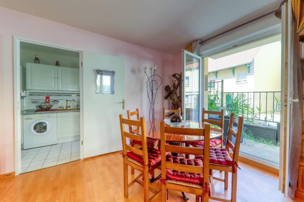 Amilly Park 6 Personnes 2 Chambres Pk Prive En Sous Sol Serris Exterior photo