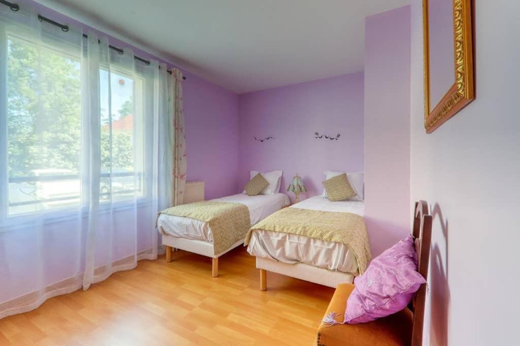 Amilly Park 6 Personnes 2 Chambres Pk Prive En Sous Sol Serris Exterior photo